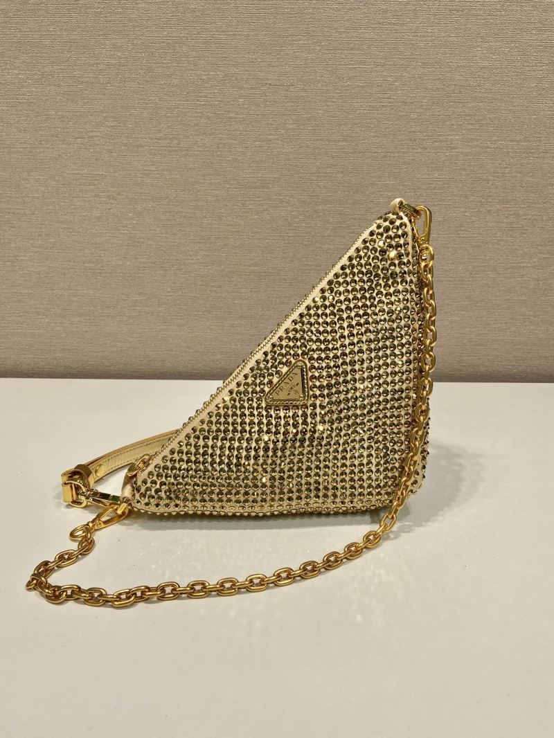 Pra*a triangle pouch